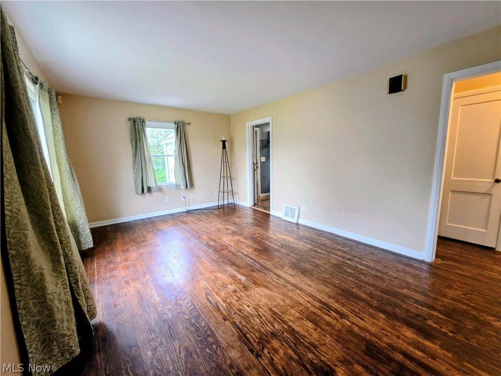 624 Bonnie Brae Warren OH 44483