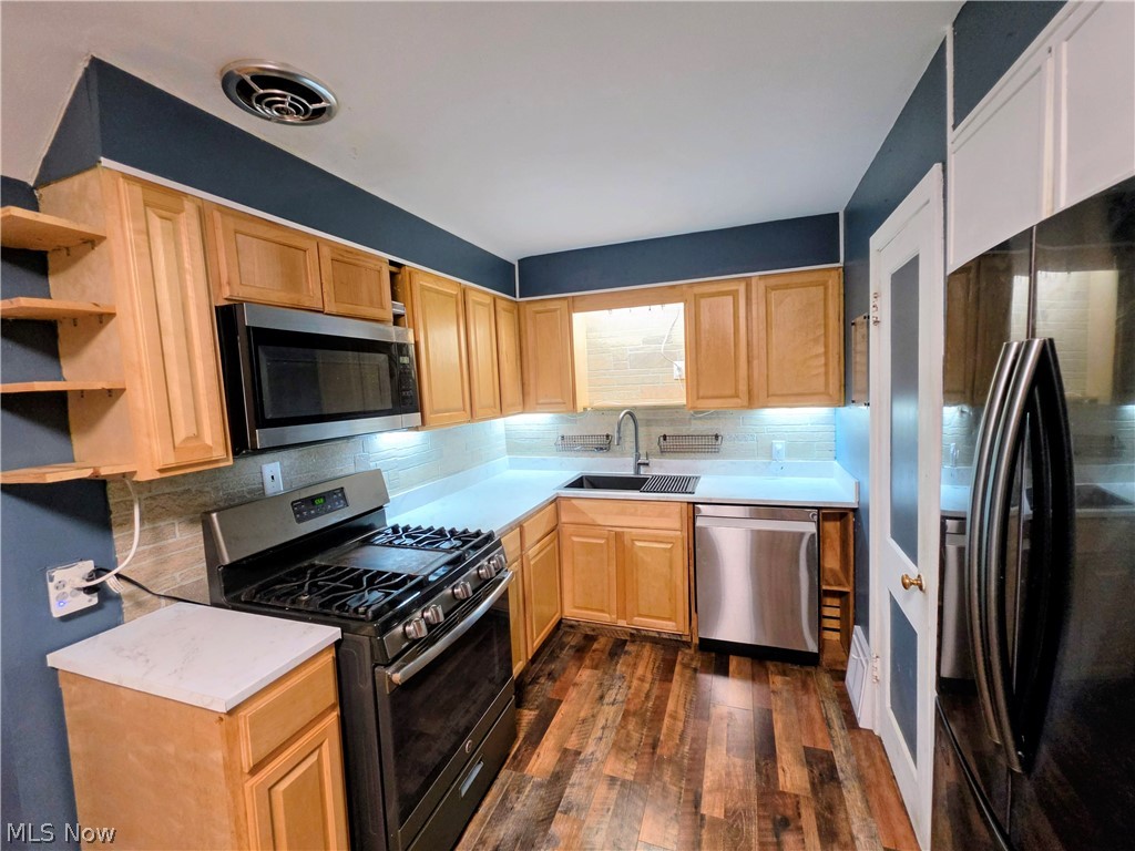 624 Bonnie Brae Warren OH 44483