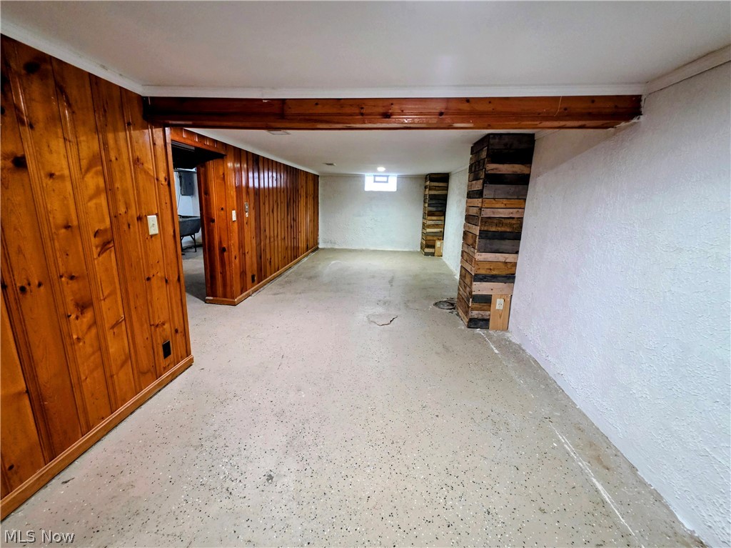 624 Bonnie Brae Warren OH 44483
