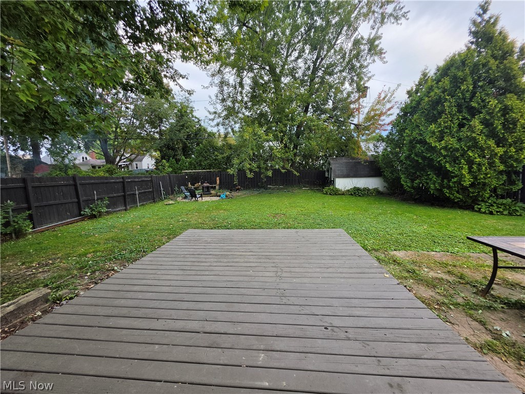 624 Bonnie Brae Warren OH 44483