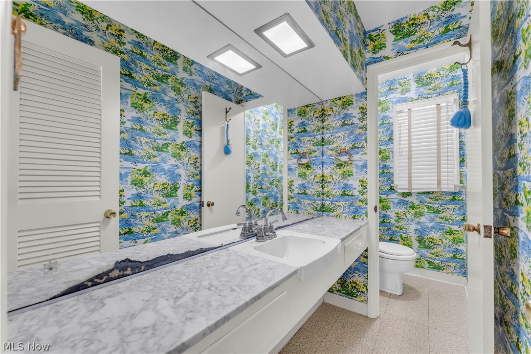 18219 Van Aken Boulevard Shaker Heights OH 44122