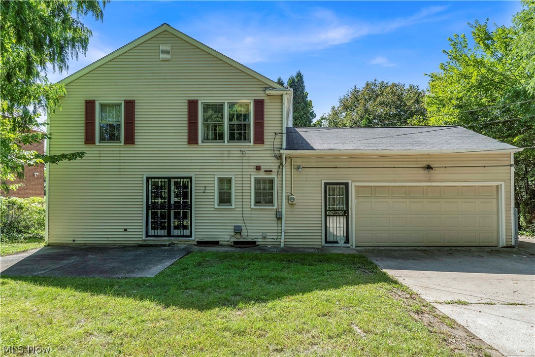 18219 Van Aken Boulevard Shaker Heights OH 44122
