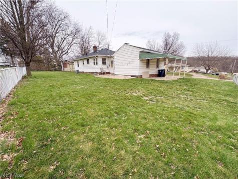 1528 Hammel Street Akron OH 44306