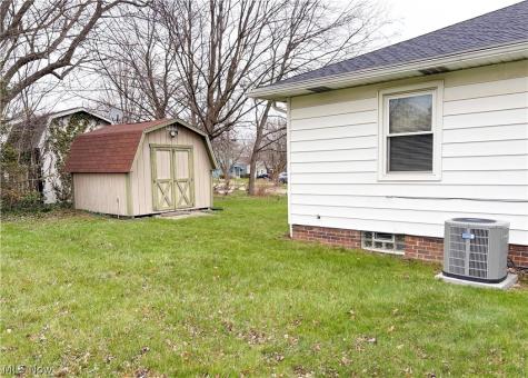 1528 Hammel Street Akron OH 44306