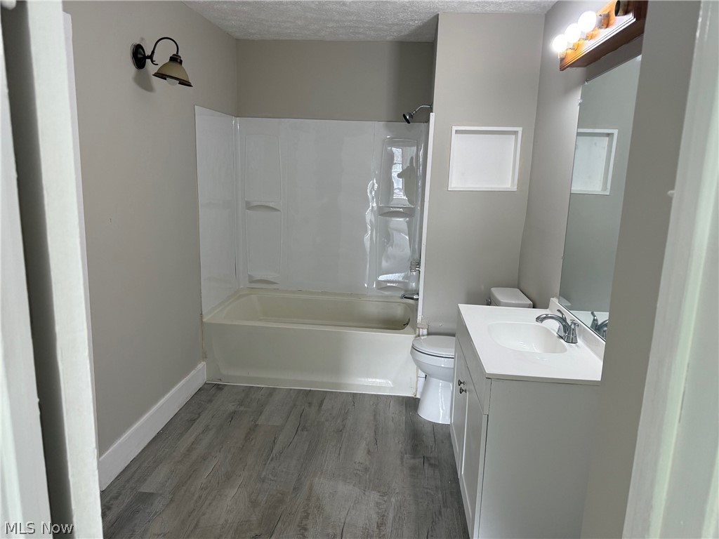 4464 W 28th Street Cleveland OH 44109