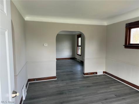4464 W 28th Street Cleveland OH 44109
