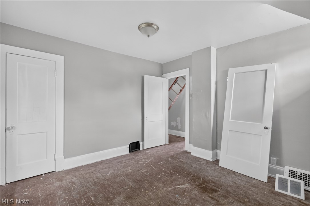 4126 E 142nd Street Cleveland OH 44128