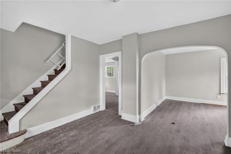 4126 E 142nd Street Cleveland OH 44128