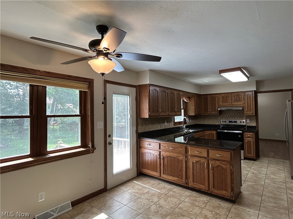 501 Red Rock Drive Wadsworth OH 44281