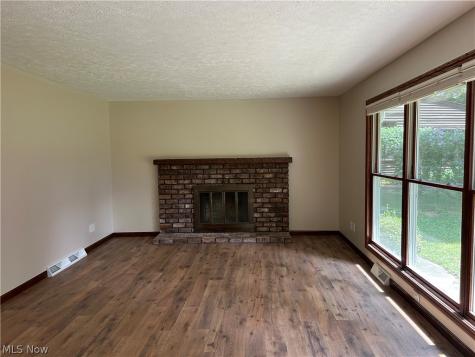 501 Red Rock Drive Wadsworth OH 44281