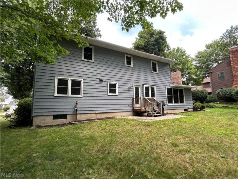 501 Red Rock Drive Wadsworth OH 44281