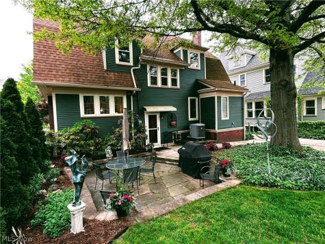 1459 Arthur Avenue Lakewood OH 44107