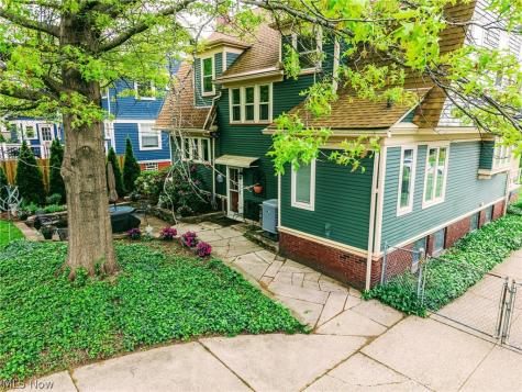 1459 Arthur Avenue Lakewood OH 44107