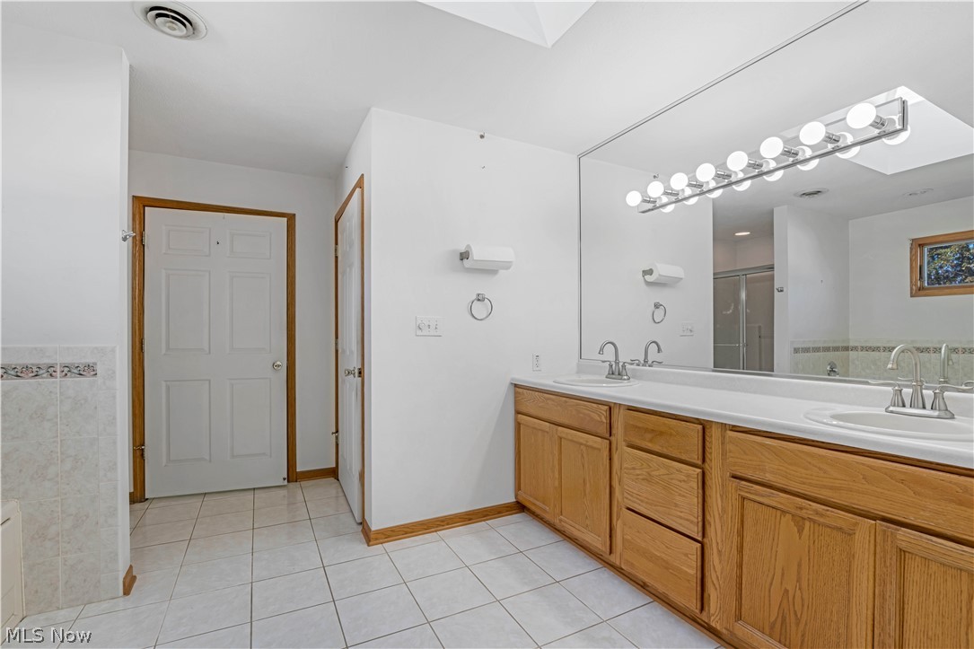 417 Otis Court SE Girard OH 44420