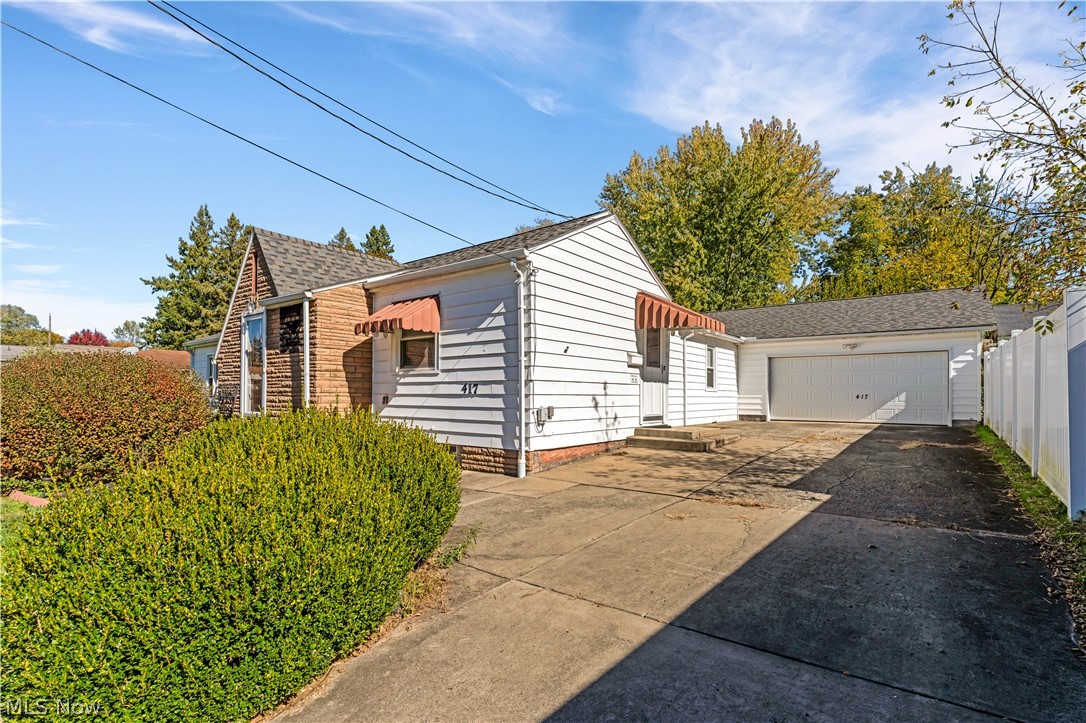 417 Otis Court SE Girard OH 44420