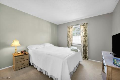 1900 Thorpe Circle Brunswick OH 44212