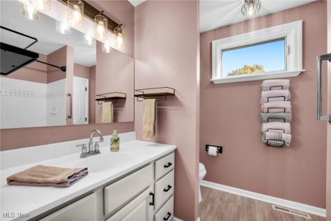 1900 Thorpe Circle Brunswick OH 44212