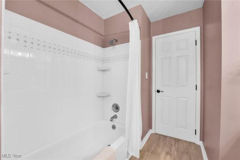 1900 Thorpe Circle Brunswick OH 44212