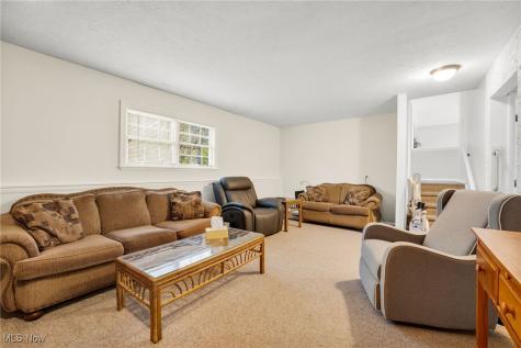 1900 Thorpe Circle Brunswick OH 44212