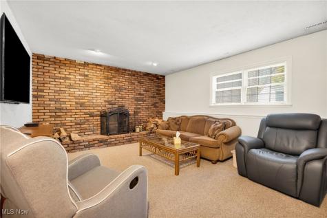 1900 Thorpe Circle Brunswick OH 44212