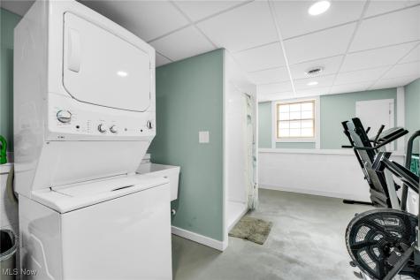 1900 Thorpe Circle Brunswick OH 44212