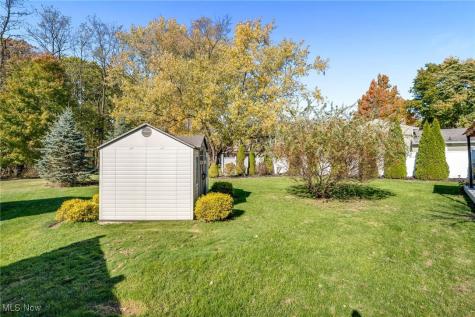 1900 Thorpe Circle Brunswick OH 44212