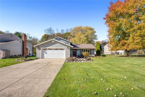 1900 Thorpe Circle Brunswick OH 44212