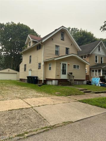 1059 Schumacher Avenue Akron OH 44307