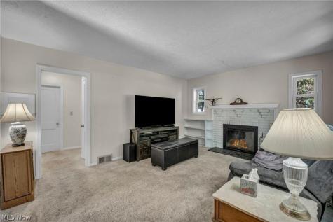 8375 Nowlen Street Mentor OH 44060