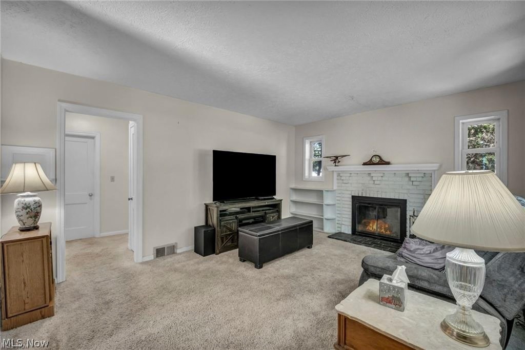8375 Nowlen Street Mentor OH 44060