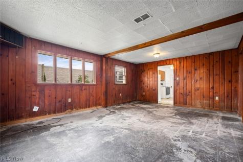 27111 Lynn Drive Olmsted Twp OH 44138