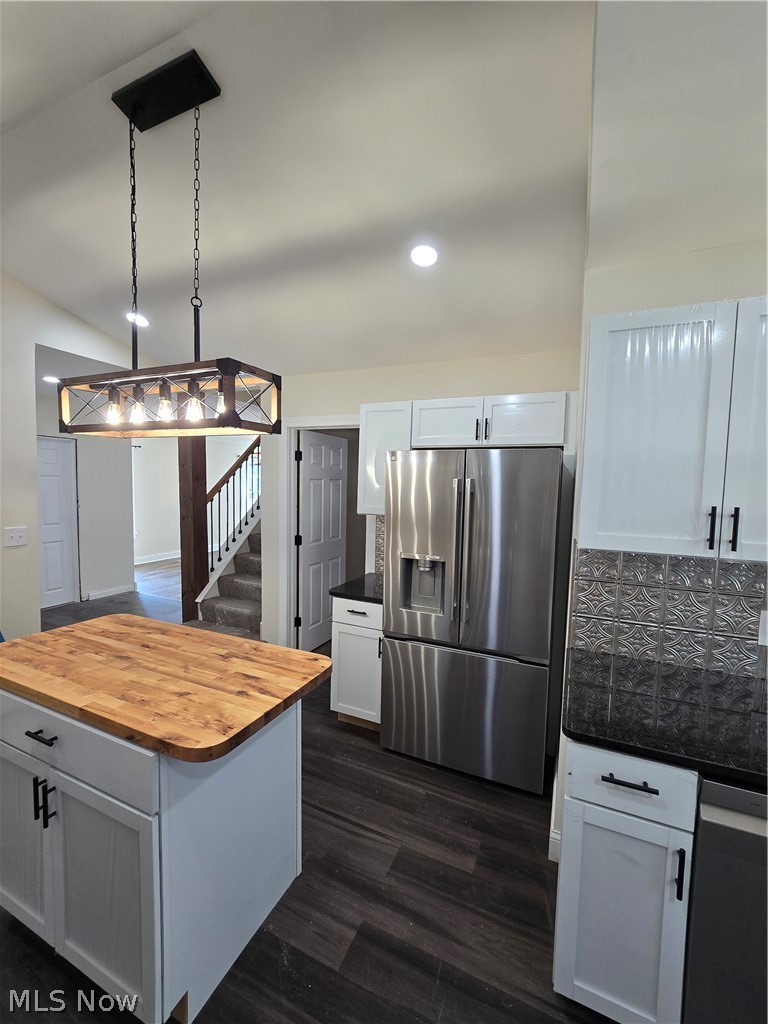 132 E Main Street South Amherst OH 44001