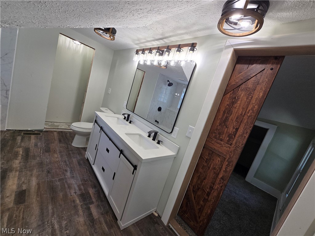132 E Main Street South Amherst OH 44001