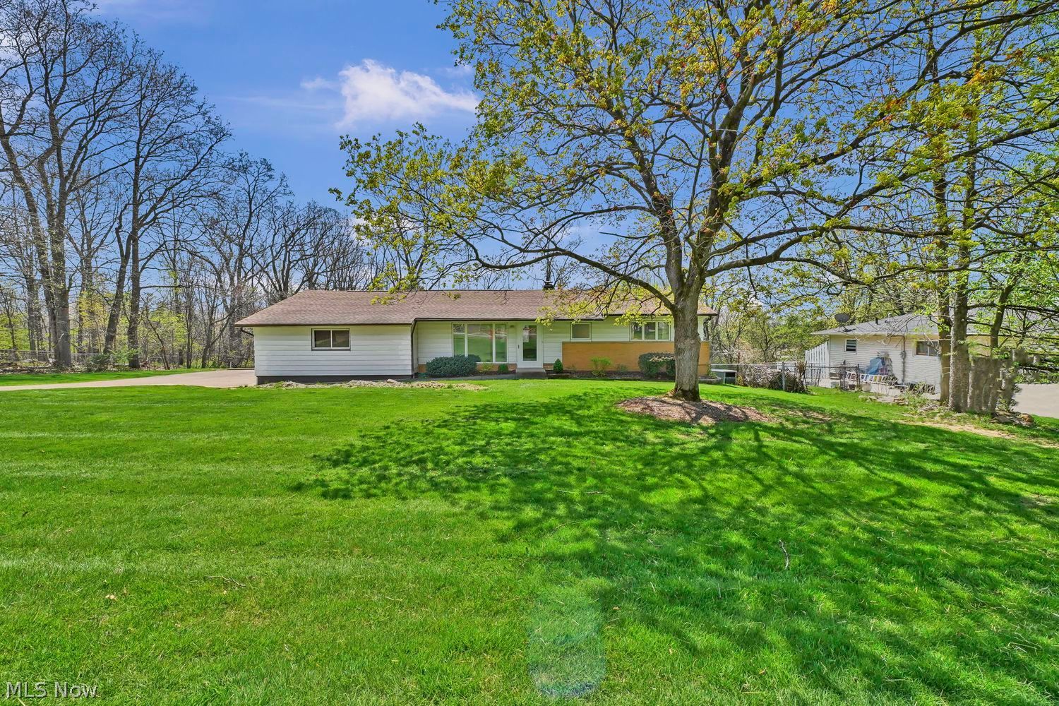 4330 E Wallings Road Broadview Heights OH 44147