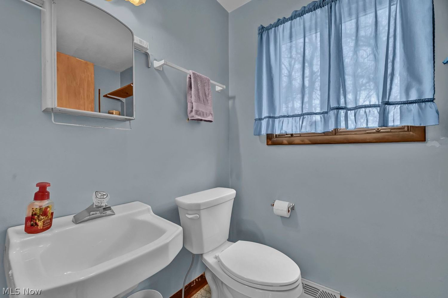 4330 E Wallings Road Broadview Heights OH 44147