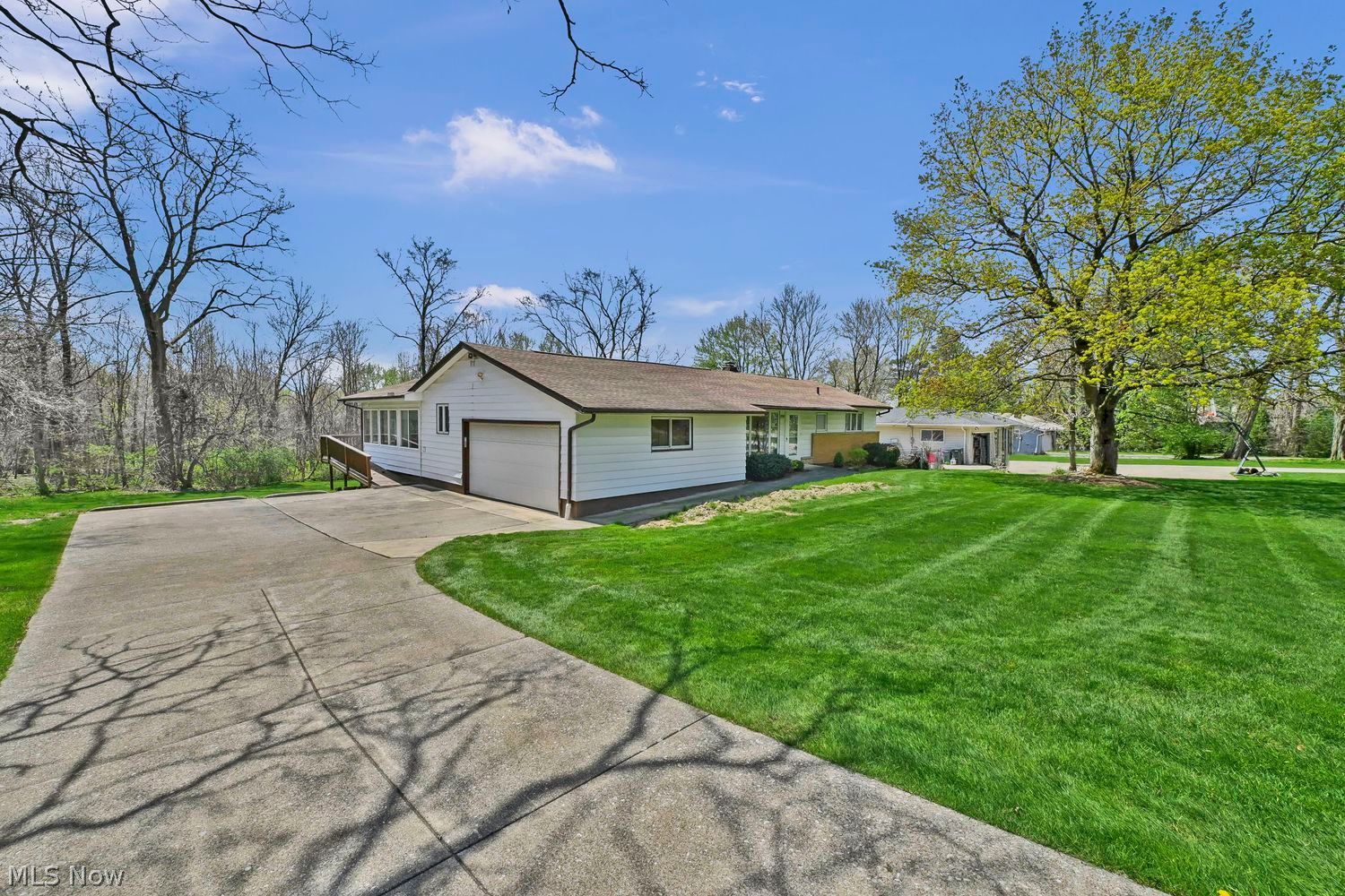 4330 E Wallings Road Broadview Heights OH 44147