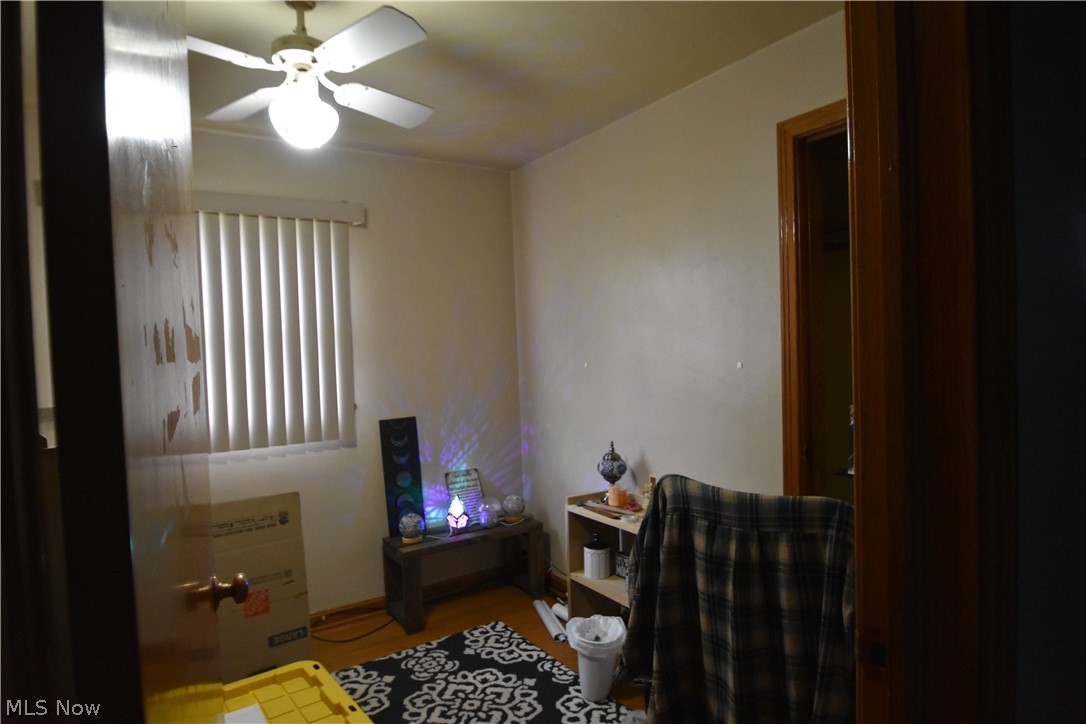 189 Center Street Struthers OH 44471