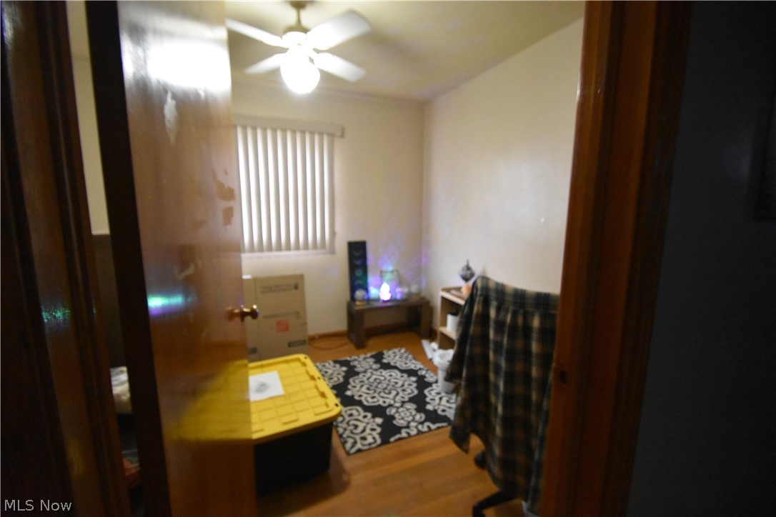 189 Center Street Struthers OH 44471