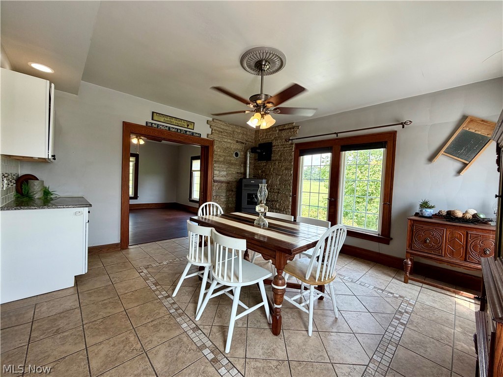 1212 Moccasin Road NE Carrollton OH 44615
