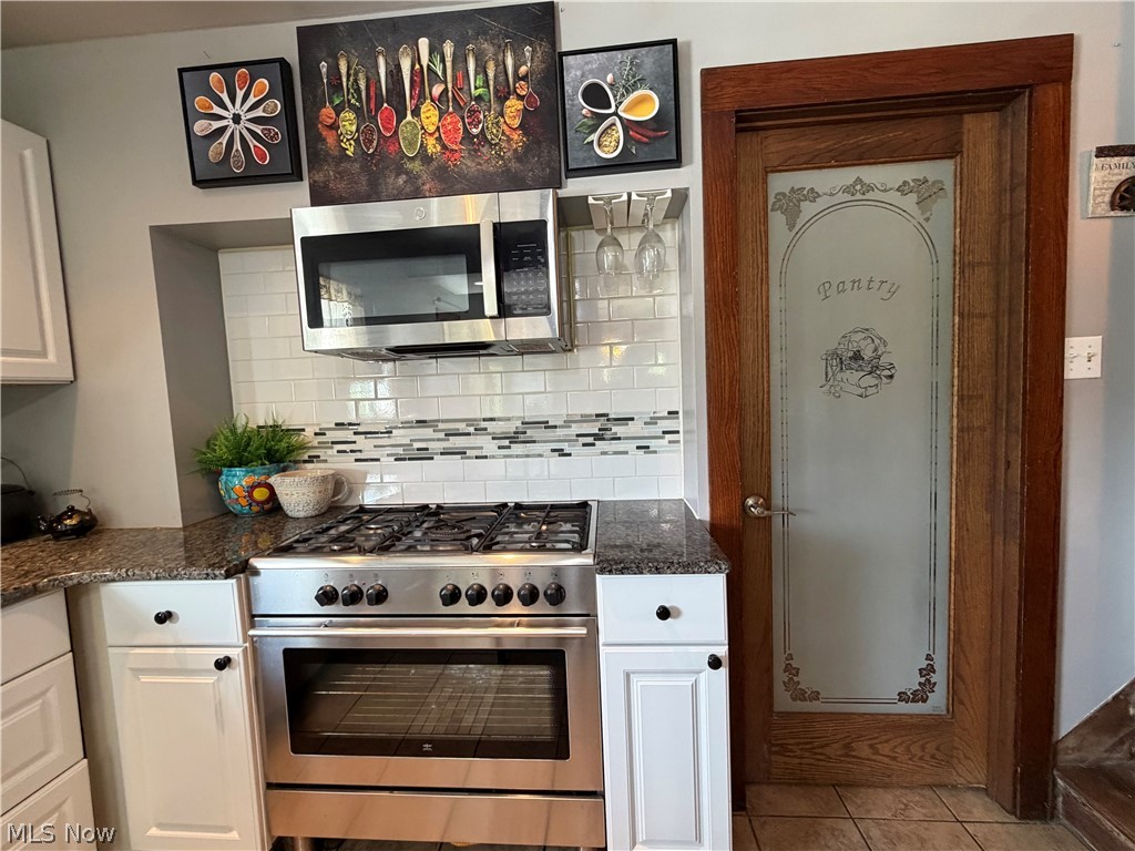 1212 Moccasin Road NE Carrollton OH 44615