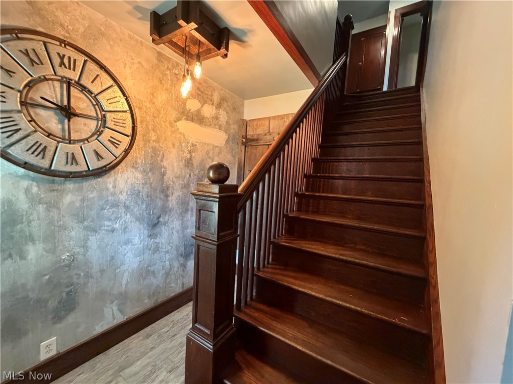 1212 Moccasin Road NE Carrollton OH 44615