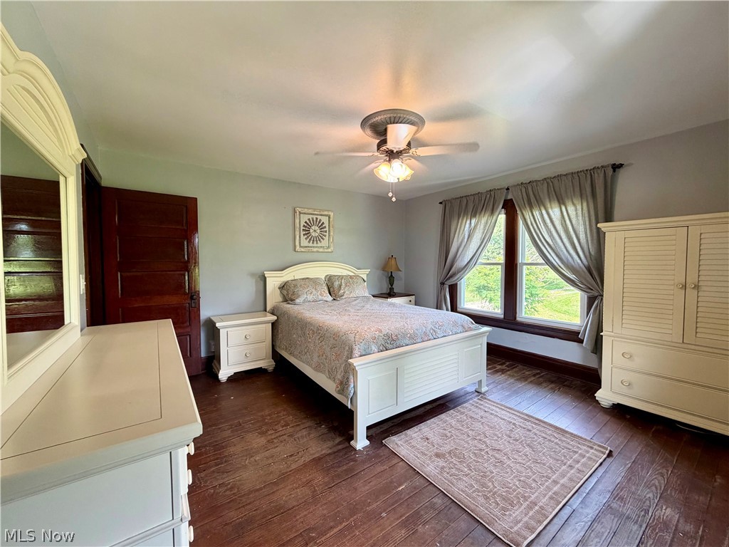 1212 Moccasin Road NE Carrollton OH 44615