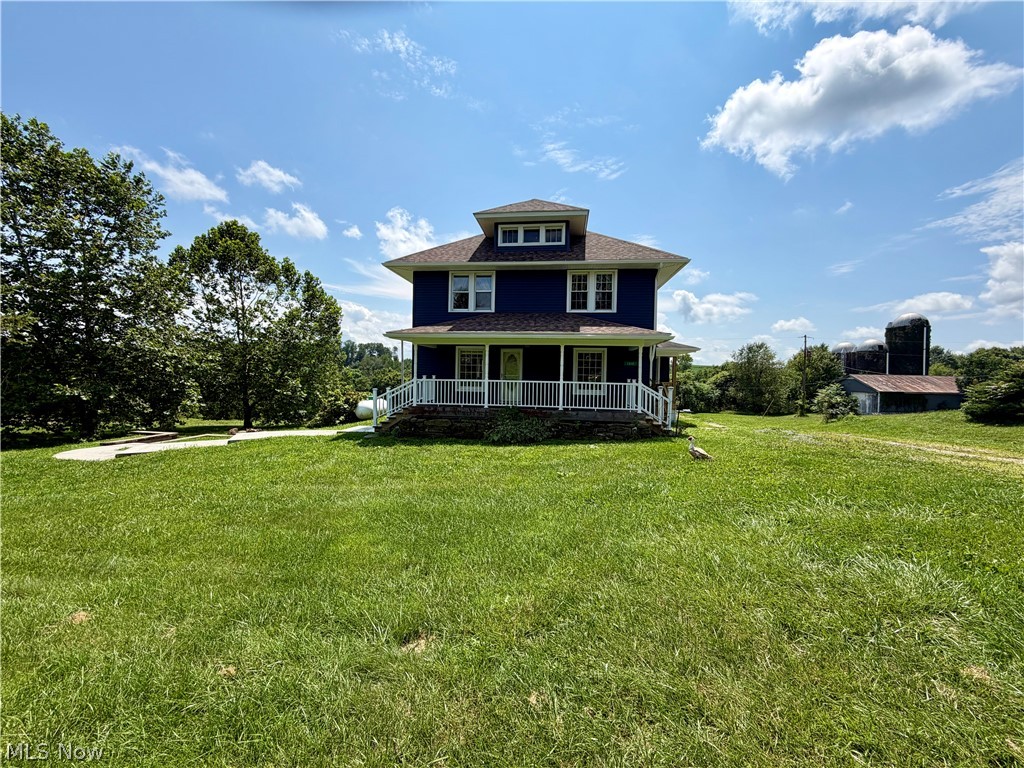 1212 Moccasin Road NE Carrollton OH 44615