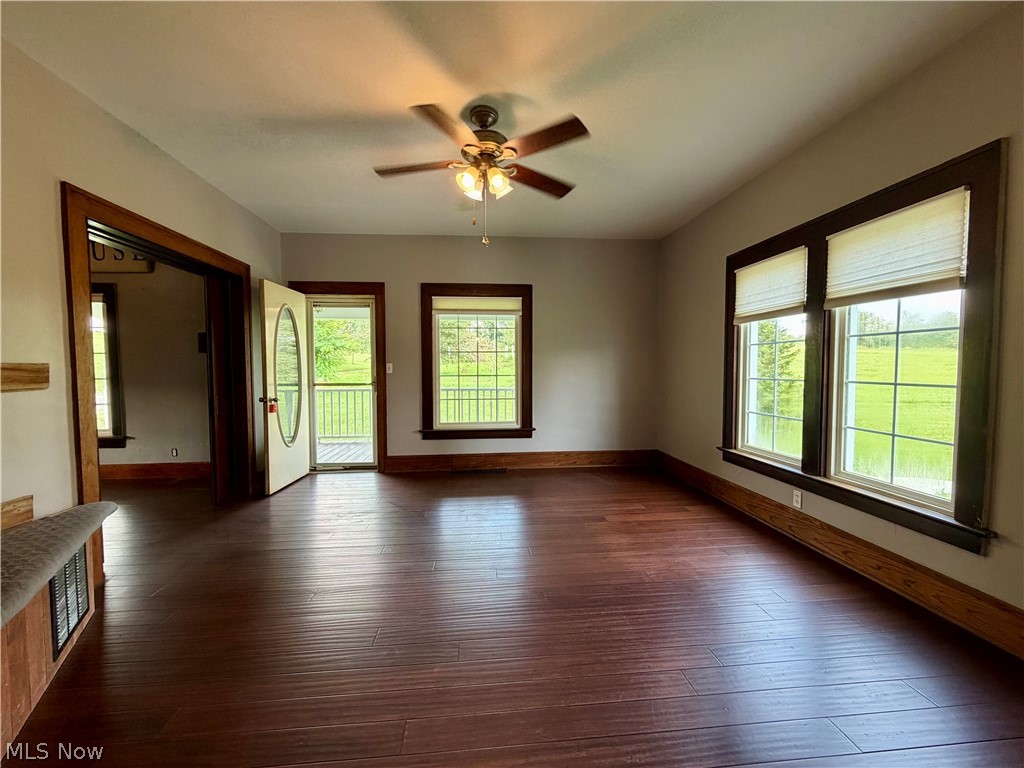 1212 Moccasin Road NE Carrollton OH 44615