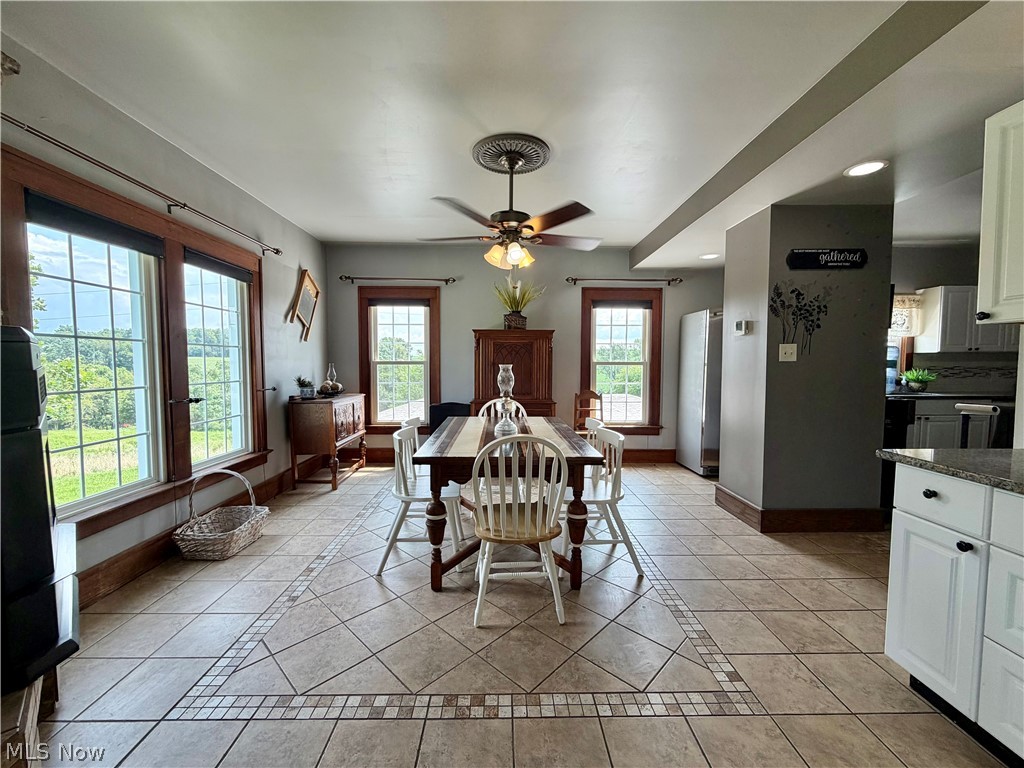 1212 Moccasin Road NE Carrollton OH 44615