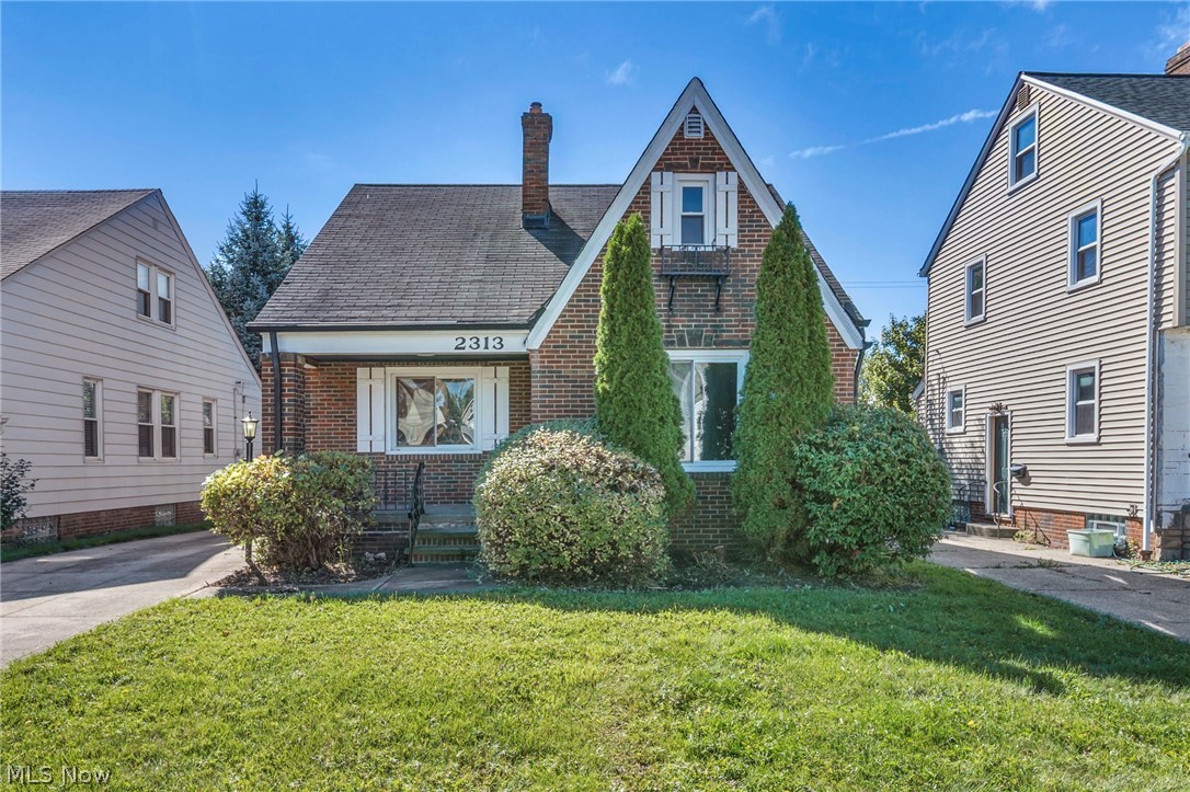 2313 Fairdale Avenue Cleveland OH 44109