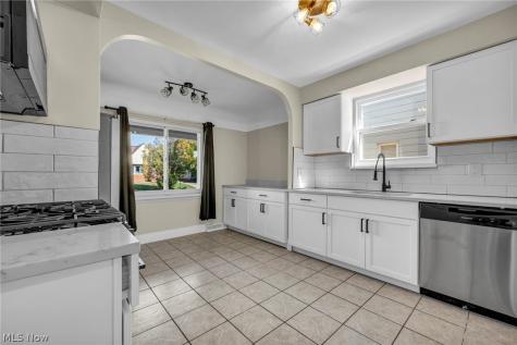 2313 Fairdale Avenue Cleveland OH 44109