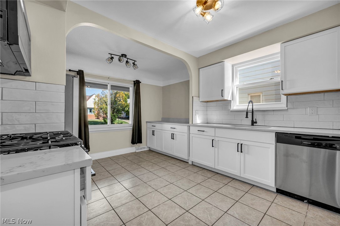 2313 Fairdale Avenue Cleveland OH 44109