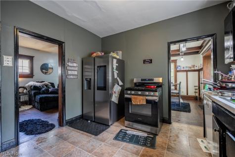 228 Para Avenue Akron OH 44305
