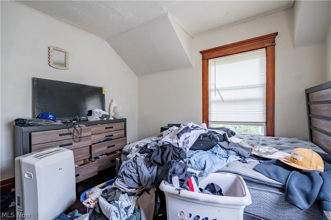 228 Para Avenue Akron OH 44305